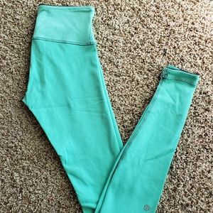 Lululemon reversable Wander Under Leggings